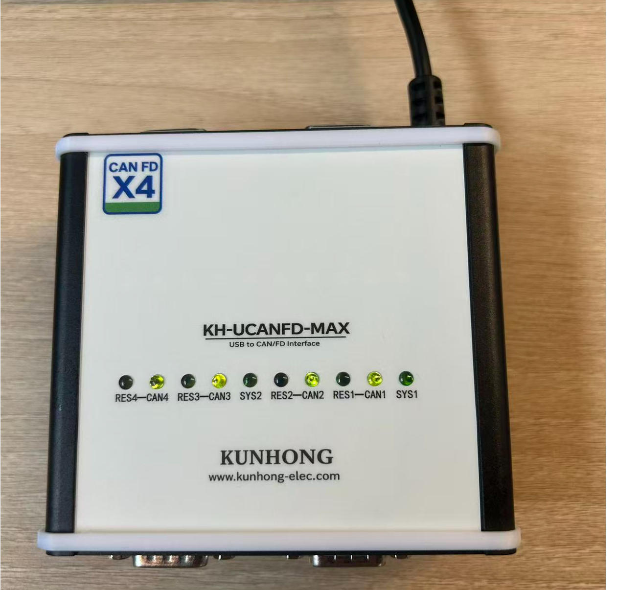 KH-UCANFD-MAX-X4 主视图